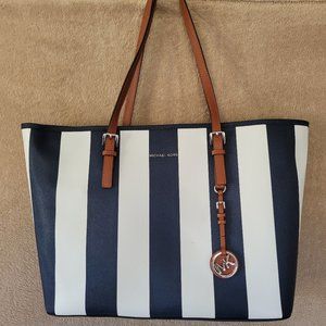 New Michael Kors Jet Set Navy/White strip Travel Tote bag